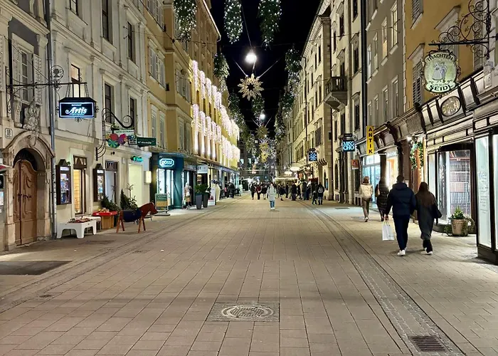 Harmony Living Stylisches Mit Lage Im Herzen Von Appartement